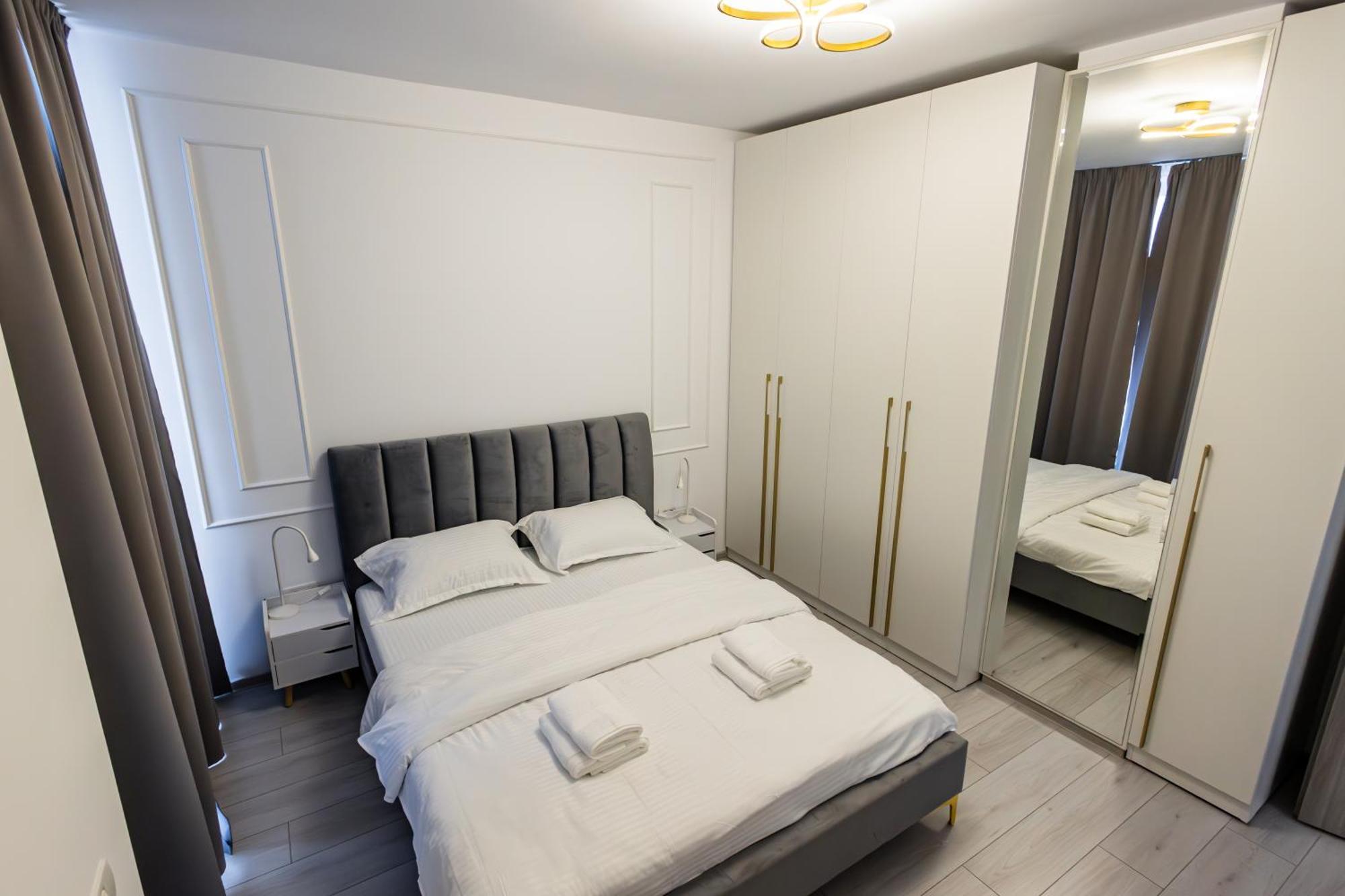 Maieru'S Xcity Tower 2 Тимишоара Экстерьер фото