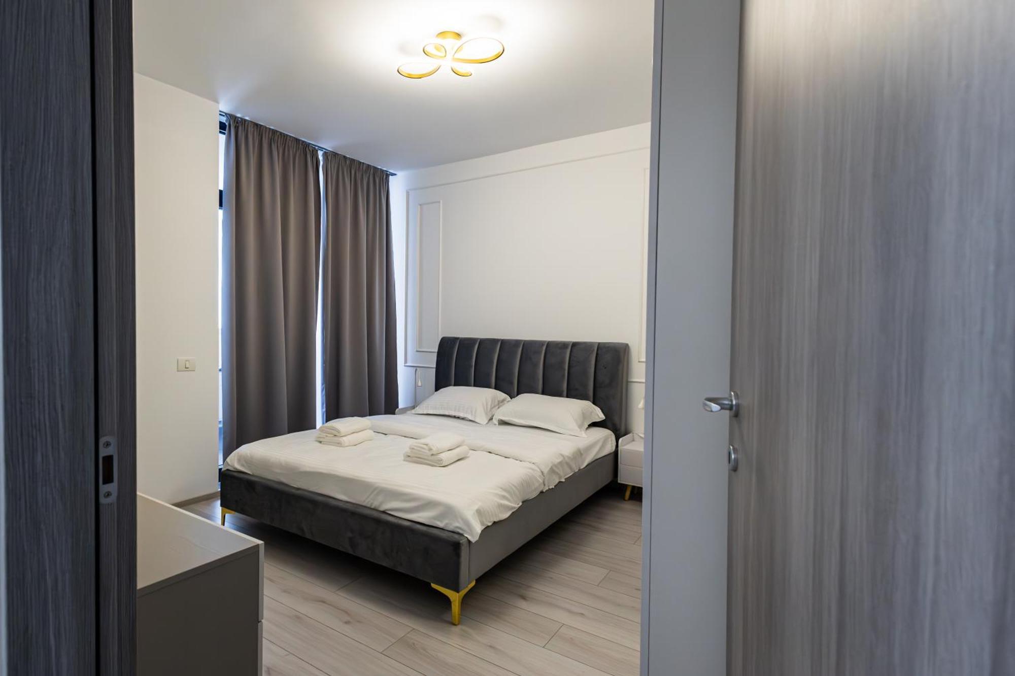 Maieru'S Xcity Tower 2 Тимишоара Экстерьер фото